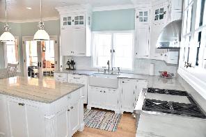Bright White Kitchen Design and High-Quality Kitchen Upgrades